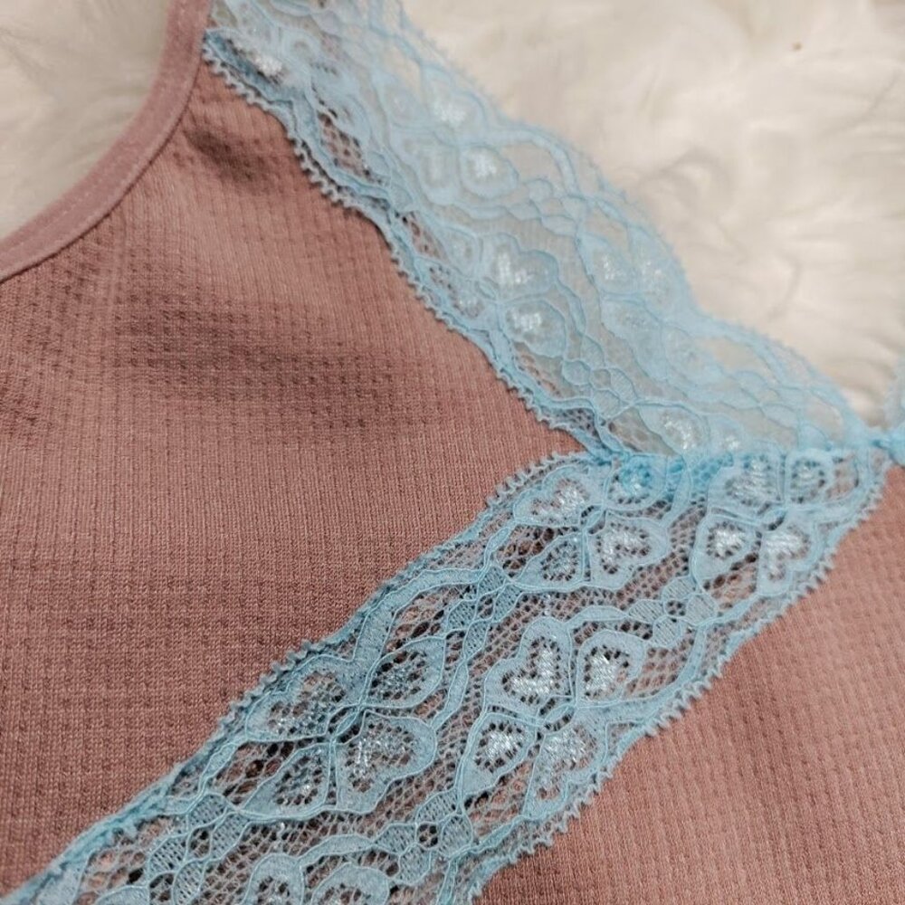 NWOT Urban Outfitters Out From Under Chrysalis Seamless Lace Trim Bralette Top M - Picture 4 of 7